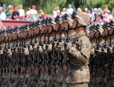 开云体育-奥运周期关键战，里昂火力全开，战术压制玻利维亚彰显冲奥决心