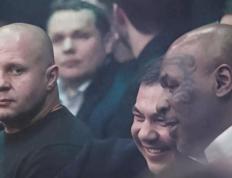 开云体育APP下载-包含焦点大战：拳击上演巅峰碰撞的词条