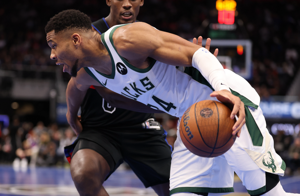 开云APP-猛龙逆转雄鹿，豪取七连胜！