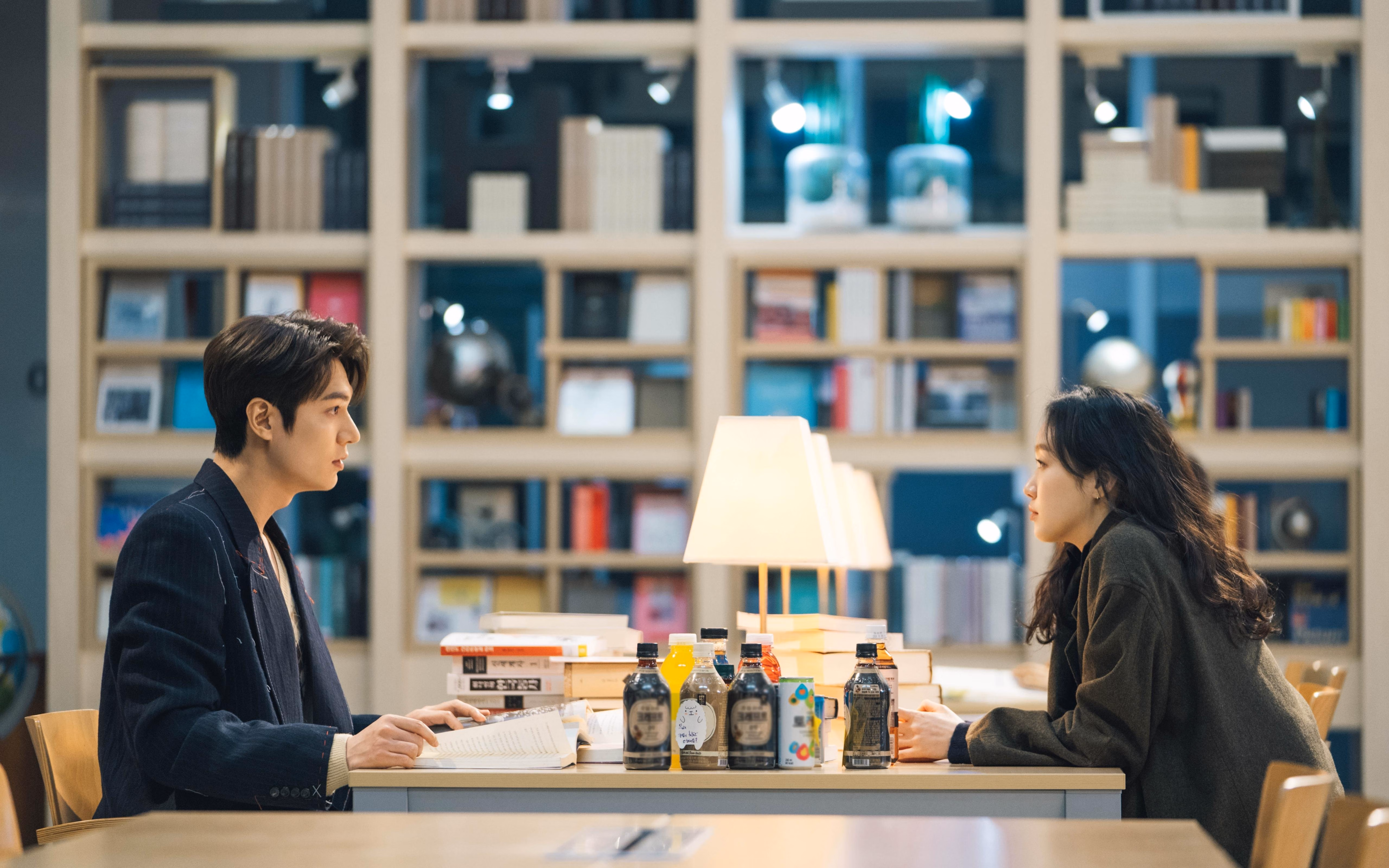 开云体育app-灰熊的铁蹄与丹佛的魔法，约基奇如何成为勇士王朝的终结者