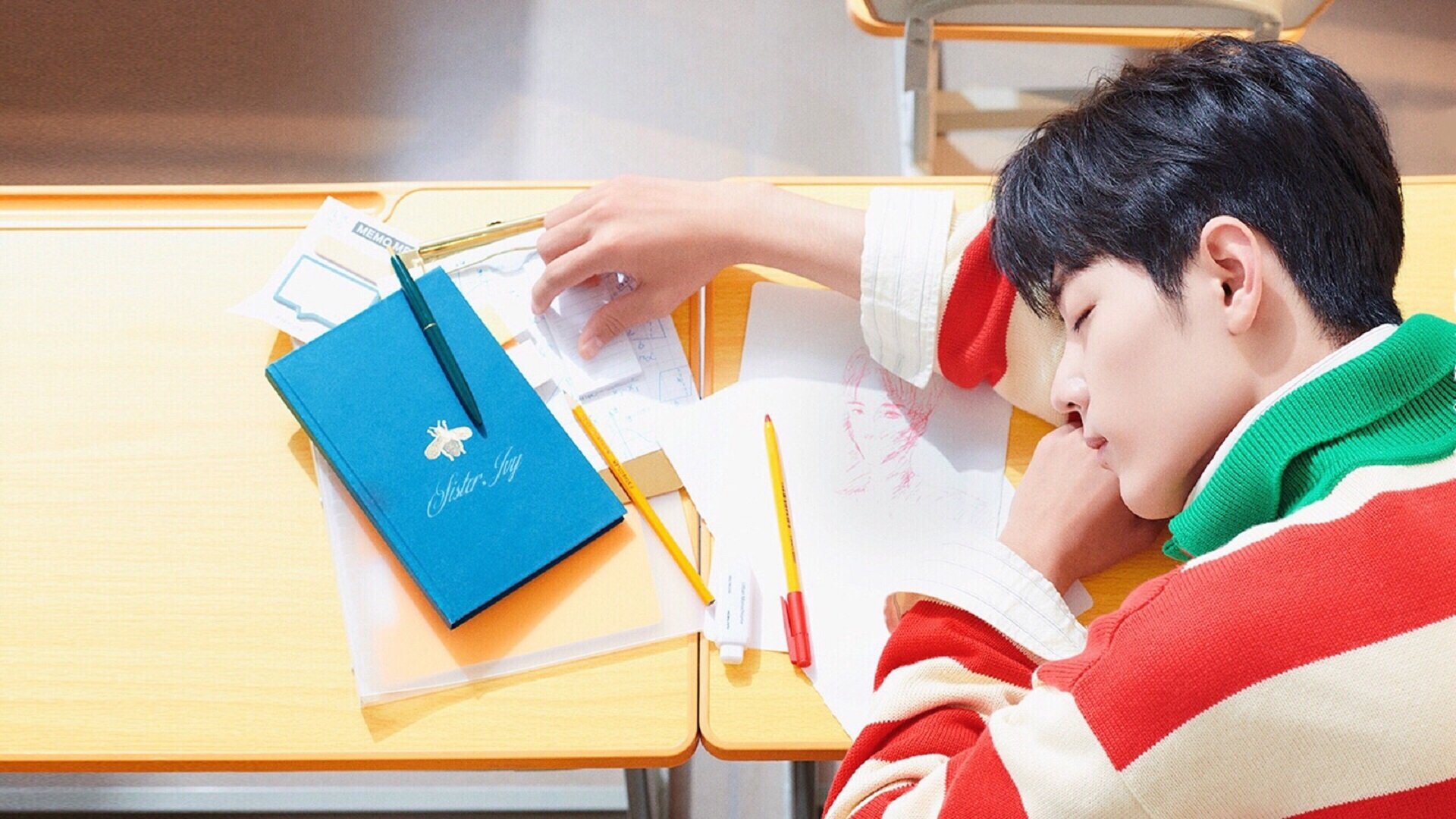 开云体育官网-跨界称王，当圣西罗的红色席卷挪威，当NBA总决赛的镁光灯聚焦于足坛传奇