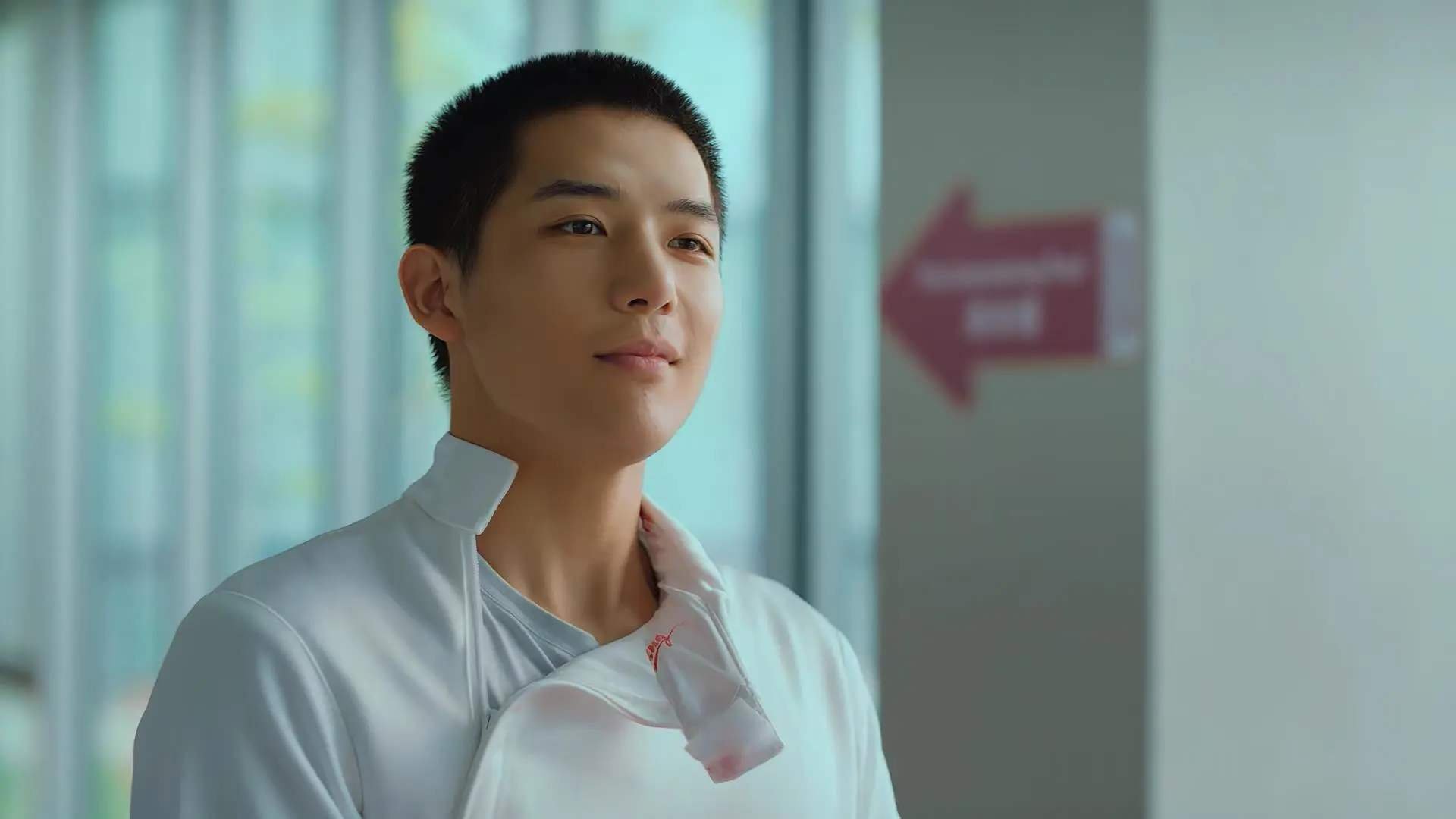 开云平台-双星闪耀对决日，爱德华兹50分创纪录，东契奇率队斩鹰