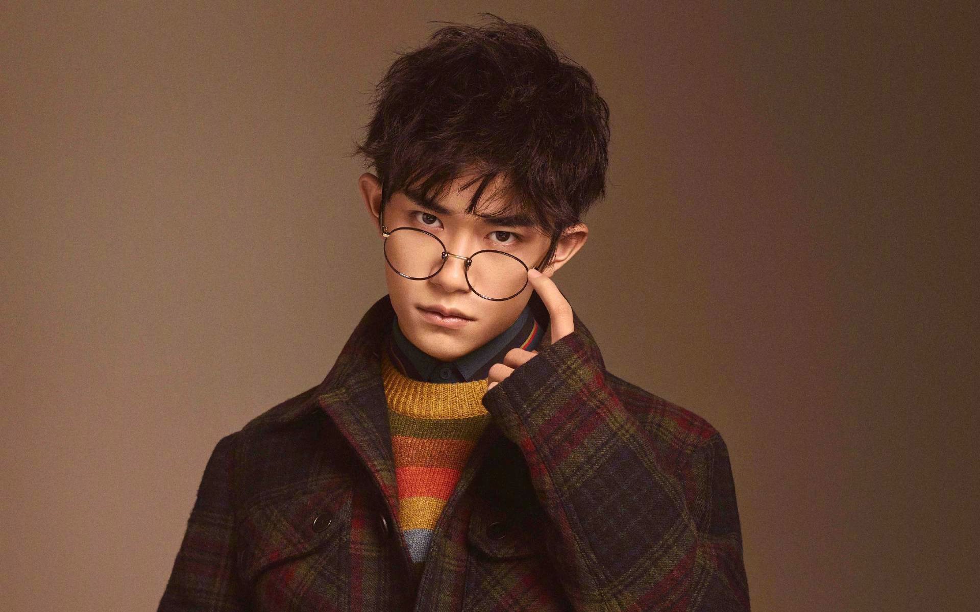 开云体育官网-NBA季后赛焦点战，活塞强势终结新疆队，跨界对决引爆篮球界