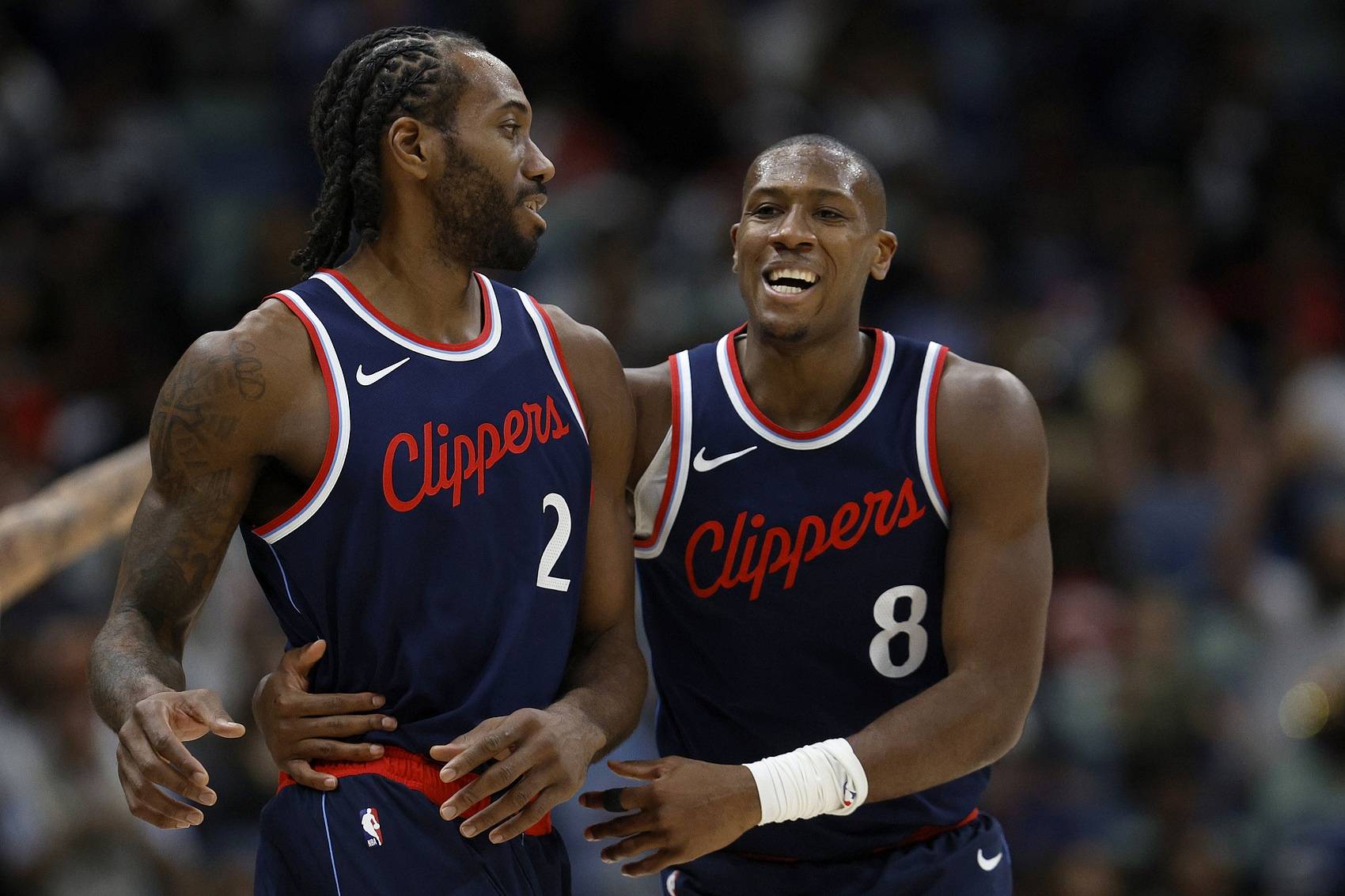 开云体育入口-太阳硬仗取胜快船,恩比德在西甲国家德比接管比赛